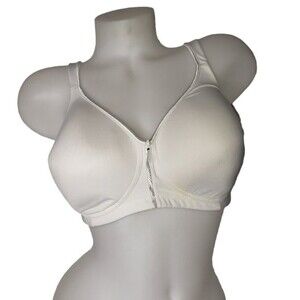 WHITE VANITY FAIR BODY CARESS WIRELESS BRA 42C